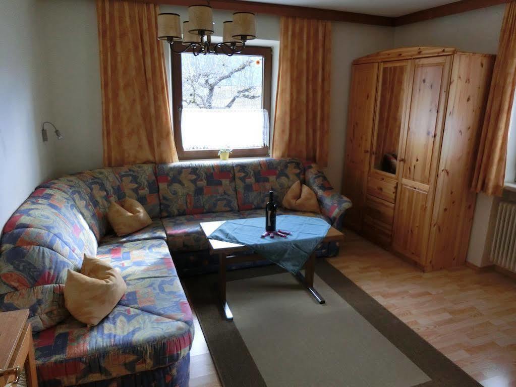 Appartements Gerhard Telfes im Stubai Bagian luar foto